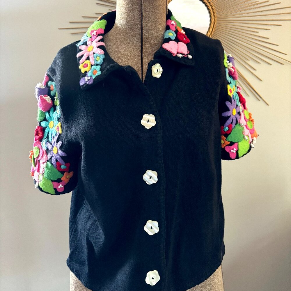 Black Vintage Flower Collar Cardigan